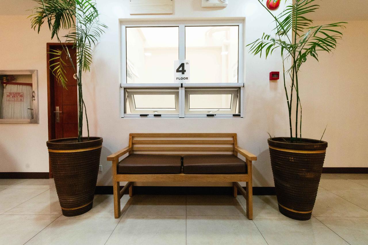 Reddoorz Premium @ Sampaloc Makati Hotel Makati City Ngoại thất bức ảnh