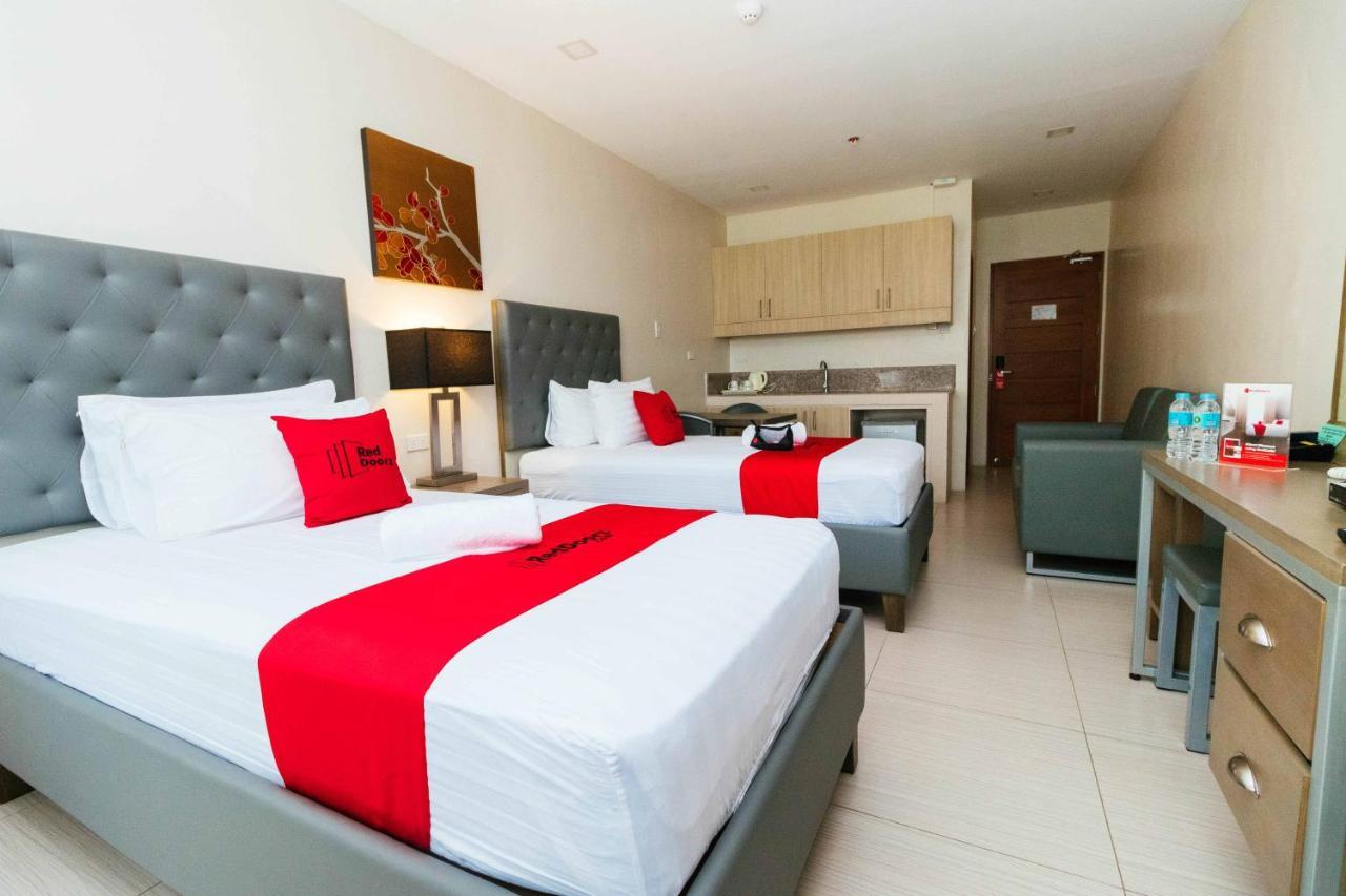 Reddoorz Premium @ Sampaloc Makati Hotel Makati City Ngoại thất bức ảnh