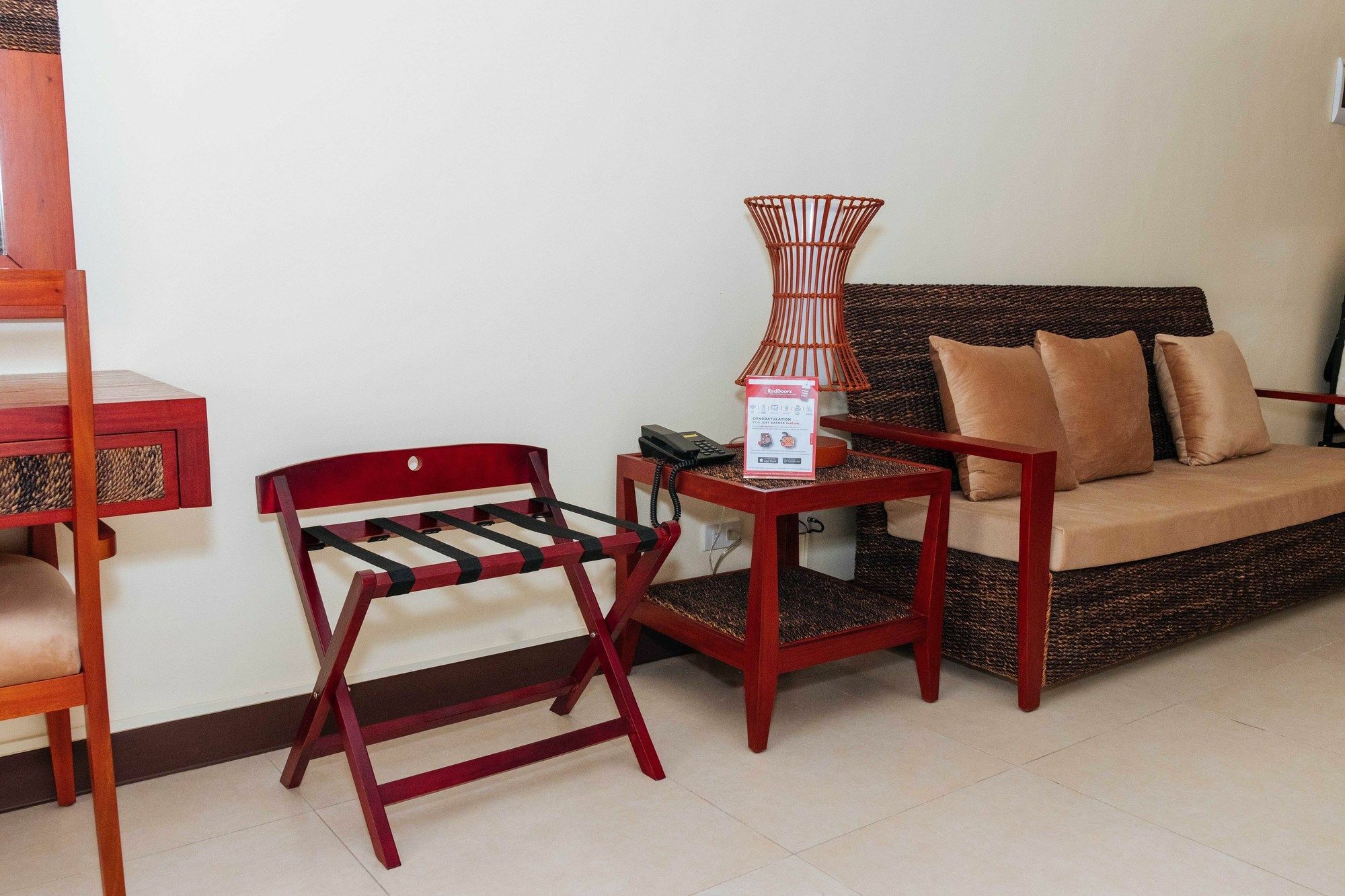 Reddoorz Premium @ Sampaloc Makati Hotel Makati City Ngoại thất bức ảnh